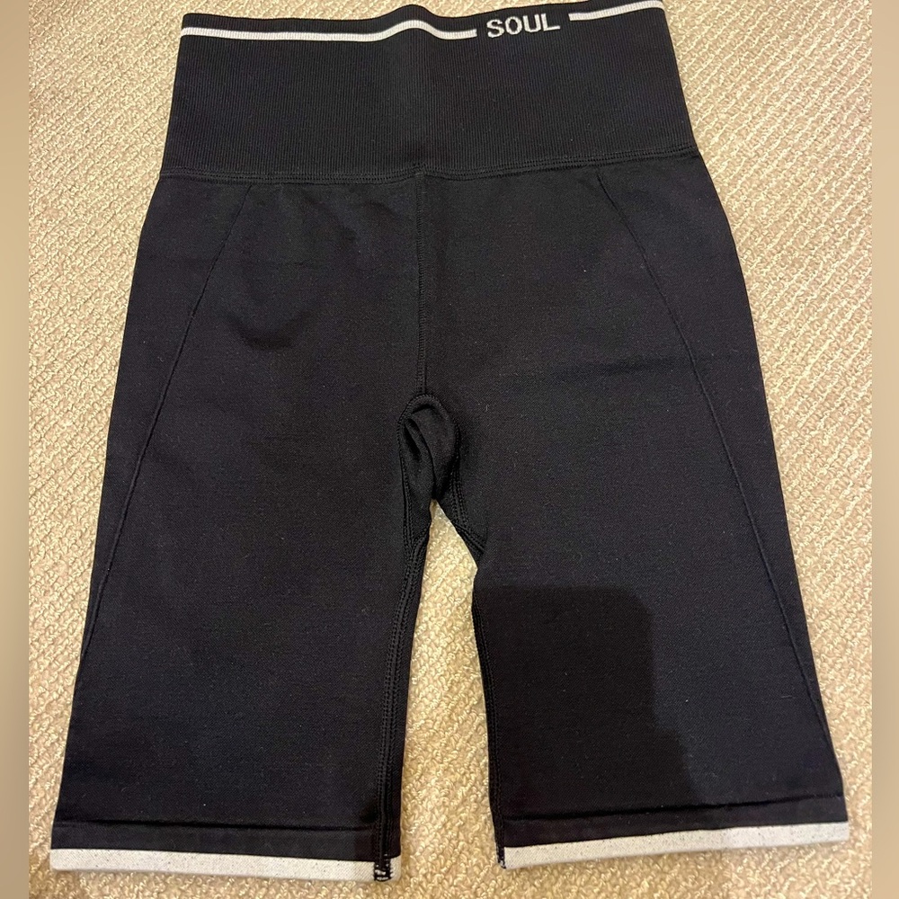 Never worn SOULCYCLE biker shorts.